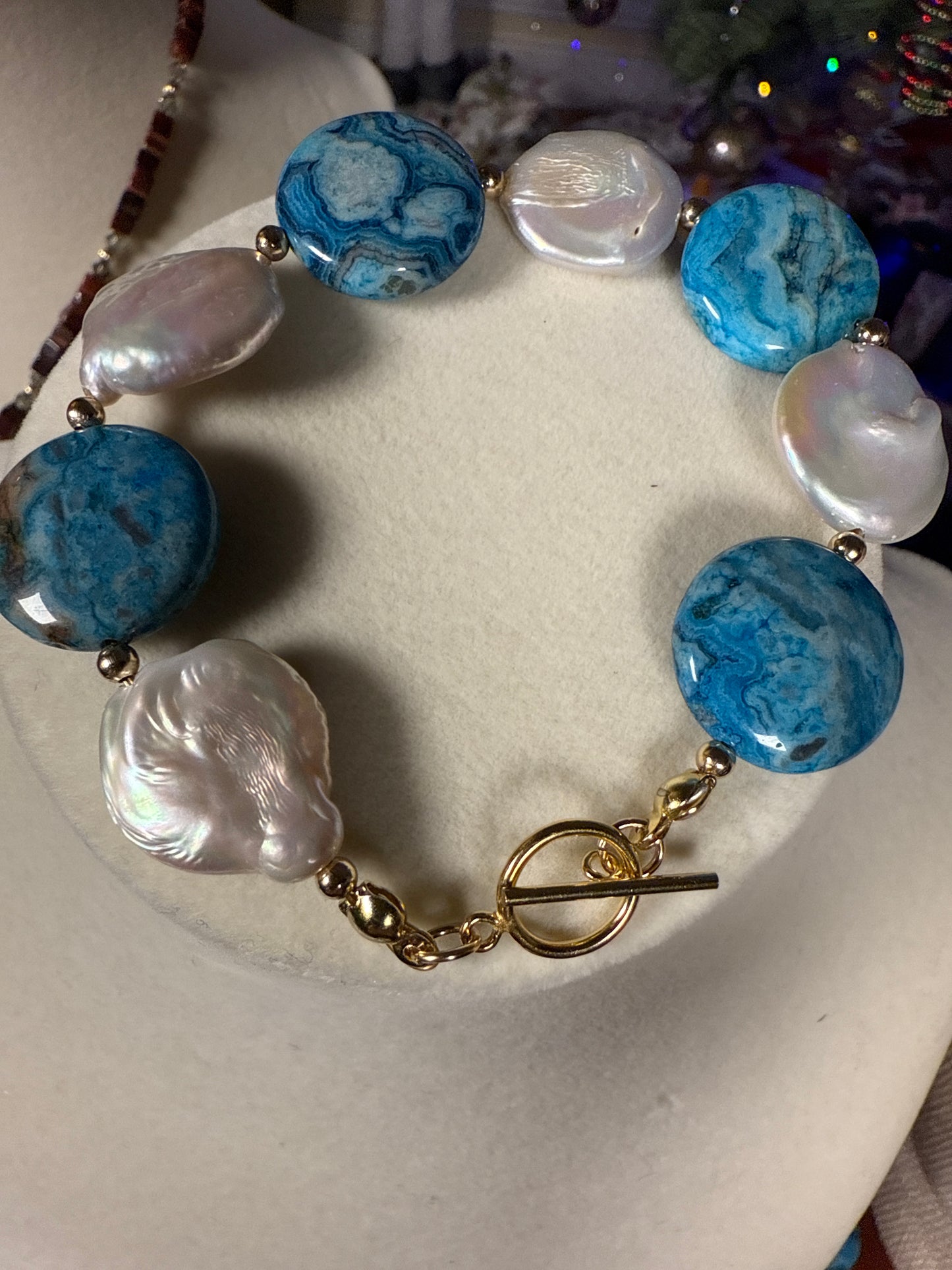 #150c-Crazy Lady Agate & Coin Pearl Bracelet GF