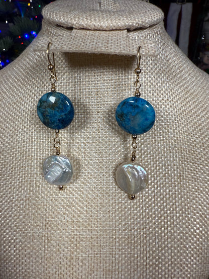 #150b-Crazy Lady Agate & Coin Pearl Earrings GF